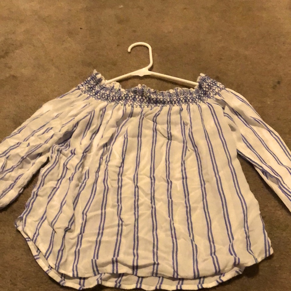 Abercrombie and Fitch mid length sleeves off the shoulder top